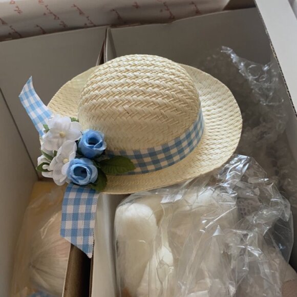 Danbury Mint Jill small Porcelain Doll with dog pearls 5 inch Elke Hutchens - Picture 4 of 8